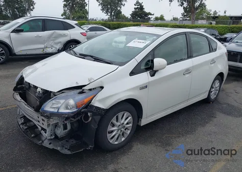 2012 Toyota Prius Plug-In z USA, uszkodzony, nr VIN JTDKN3DP5C3003868